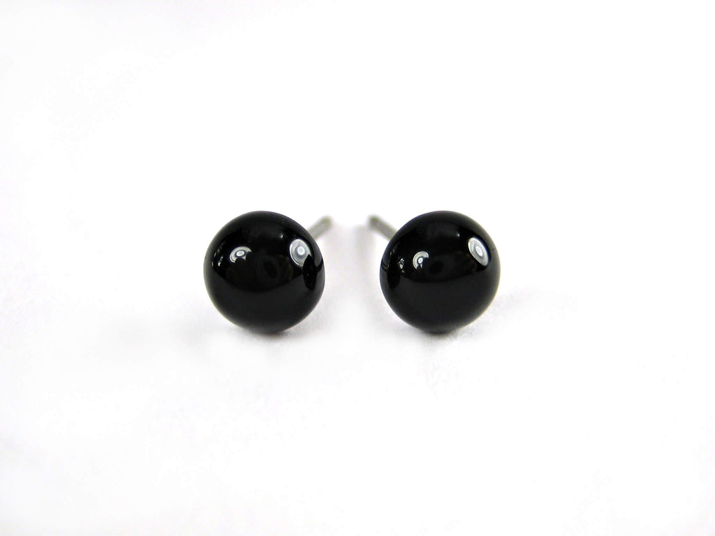 7mm Black Onyx Gemstone Titanium Stud Earrings