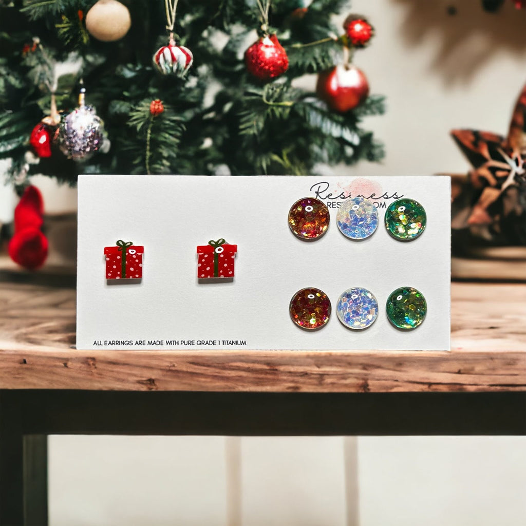 Christmas Presents and Glitter Titanium Stud Earrings Set